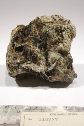 Chenevixite