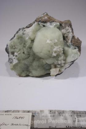 PREHNITE