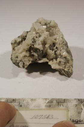 Dolomite with CALCITE