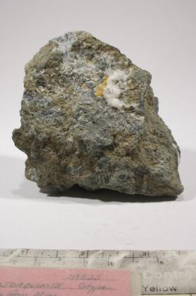 Bario-orthojoaquinite