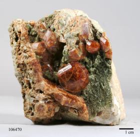 GROSSULAR