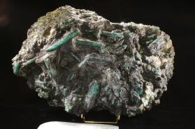 emerald with Biotite and Quartz