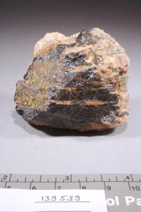 Samarskite-(Y)