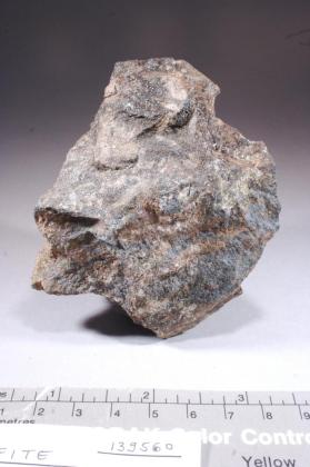 Aminoffite