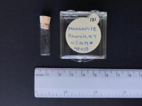Phlogopite (biotite group)