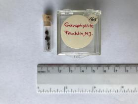 Ganophyllite (silicate group)