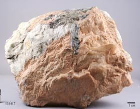 PETALITE with cleavelandite and ELBAITE and Montmorillonite and Quartz