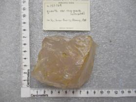 quartz var. rose quartz (asteriated)