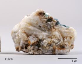 Manganocolumbite with Albite and ELBAITE