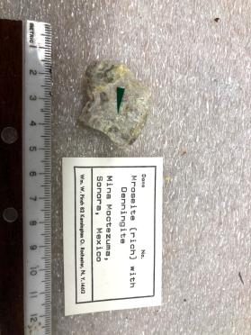 Mroseite (rich) with Denningite
