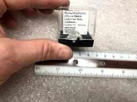 Queitite white on Quartz
