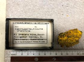 Kamitugaite, Kivuite Uraninite