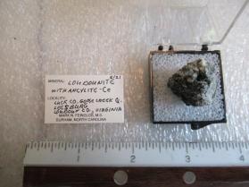 Loudonite with Ancylite-Ce