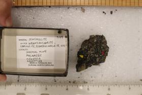 Huemulite with Urancalcarite Etc