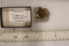 Chalcopyrite with Quartz