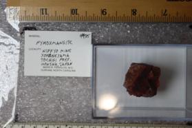 Pyroxmangite