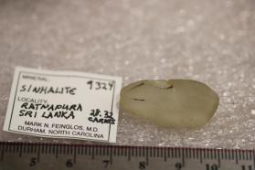 Sinhalite 28.3 cts