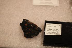 Stolzite