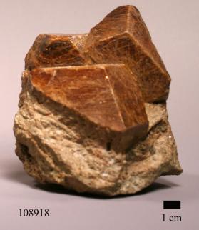 GROSSULAR