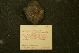 Callaghanite and Hydromagnesite