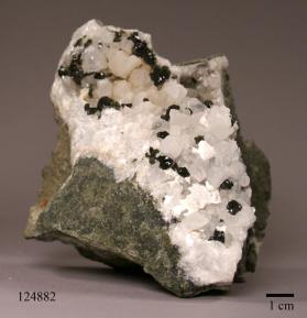 Babingtonite