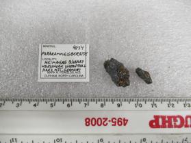 Pararammelsbergite (2 pieces)