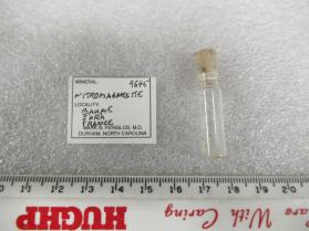 Nitromagnesite