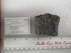 Petzite with Altaite