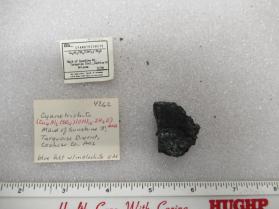 Cyanotrichite