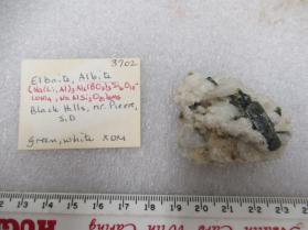 Albite, Elbaite