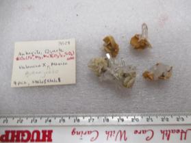 Ankerite, Quartz