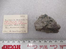 Murmanite, Shcherbakovite