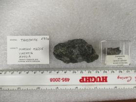 Tausonite (piece A and piece B)
