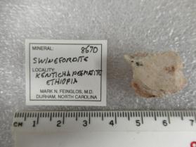 Swinefordite