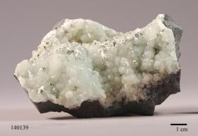 HEDENBERGITE with Babingtonite and PREHNITE