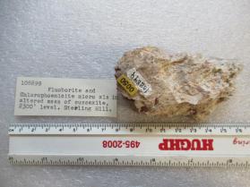 Fluoborite