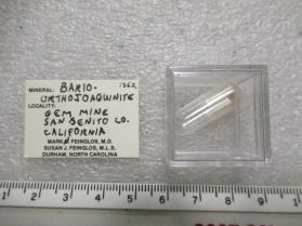 Bario-ortho-joaquinite (capsule)