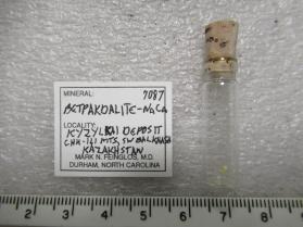 Betpakdalite-NaCa (in vial)