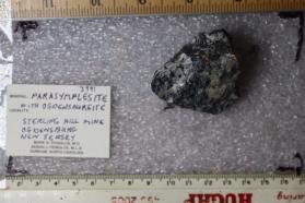 Parasymplesite with Ogdensburgite