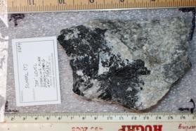 Schorl (?)