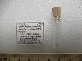 Howardevansite with Lyonsite
