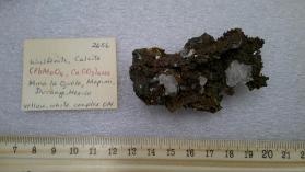 Wulfenite, Calcite