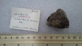 Wulfenite