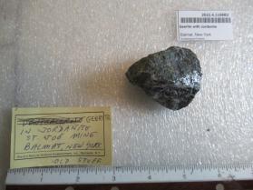 Geerite with Jordanite