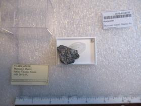 Vladykinite