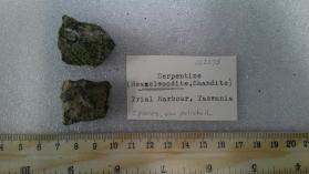 Shandite with SERPENTINE and Shandite