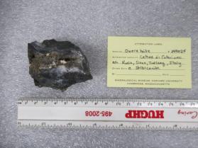 Onoratoite with stibiconite