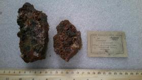 Limonite pseudomorph after chalcopyrite