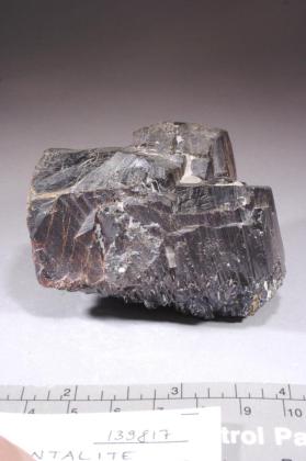 Tantalite-(Mn)