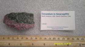 Corundum in Smaragdite